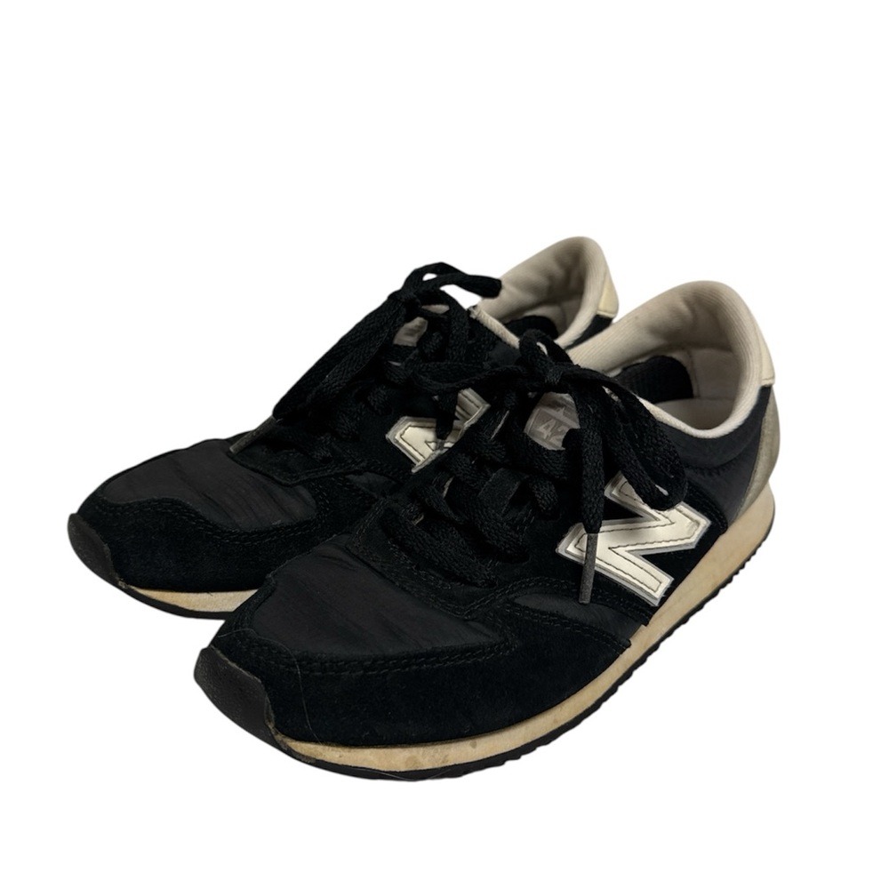 New Balance Kids Black and Cream Lace-Up Sneakers